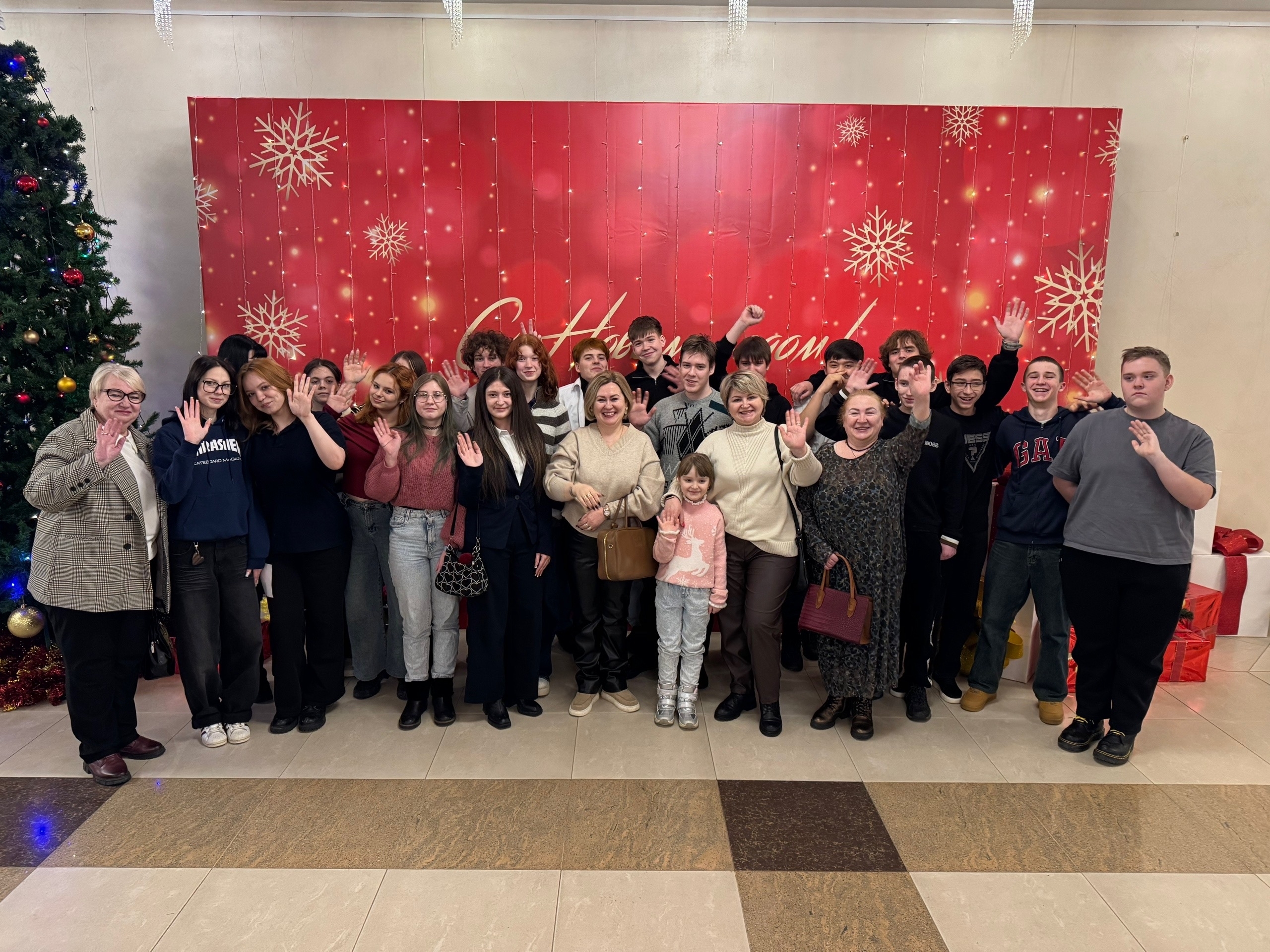 Яркий вечер в Ершовском ДК!